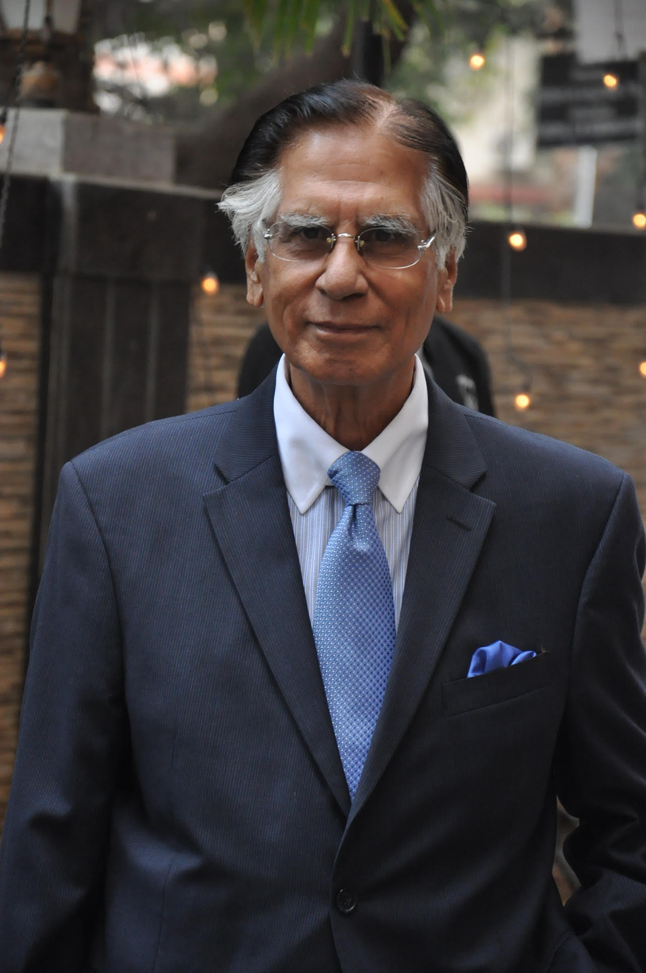 Mr. Kishu Mansukhani